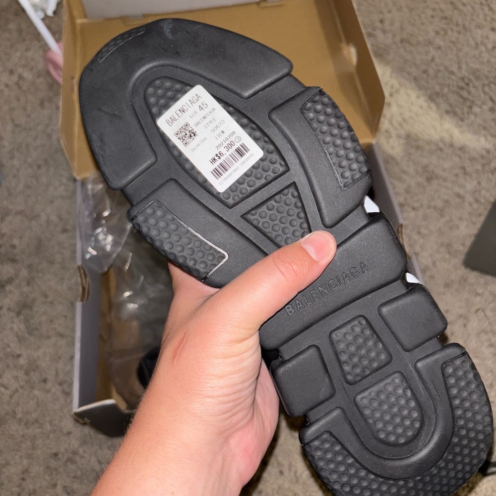 Balenciaga black sock runners - Picture 3 of 5